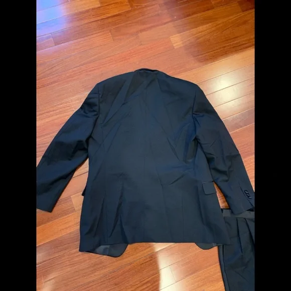 Jones New York Men’s suit